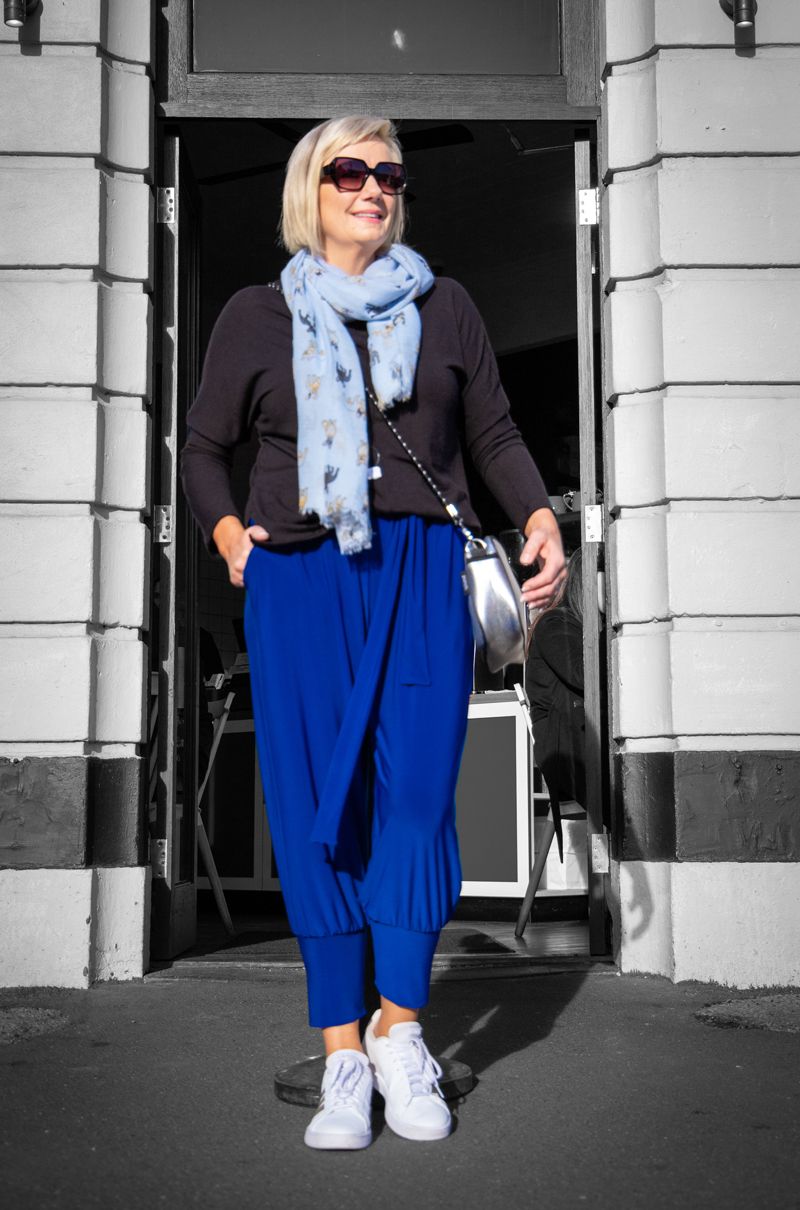 Jade Jogger in Blue